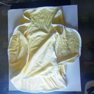 SOLD ⏰ NWOT Gerber Yellow Swaddler